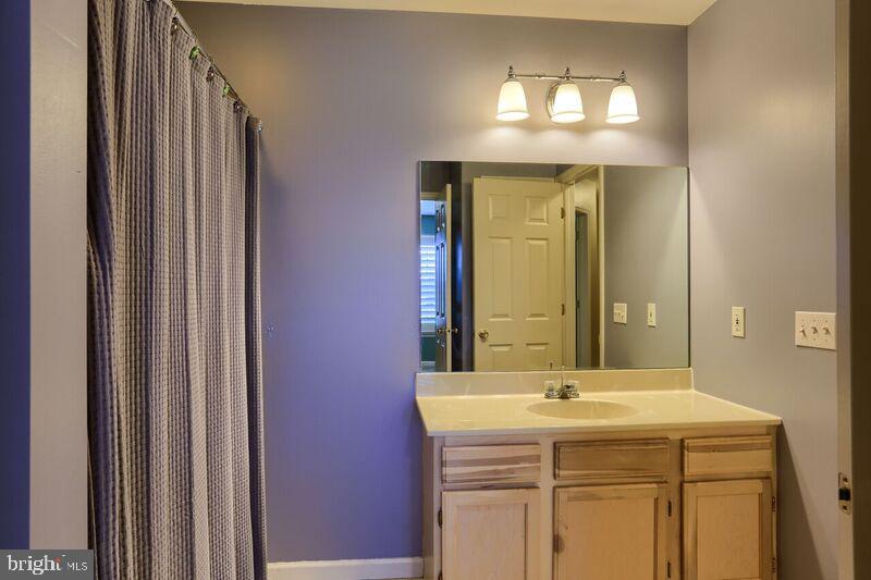 QUAIL HOLLOW - Residential