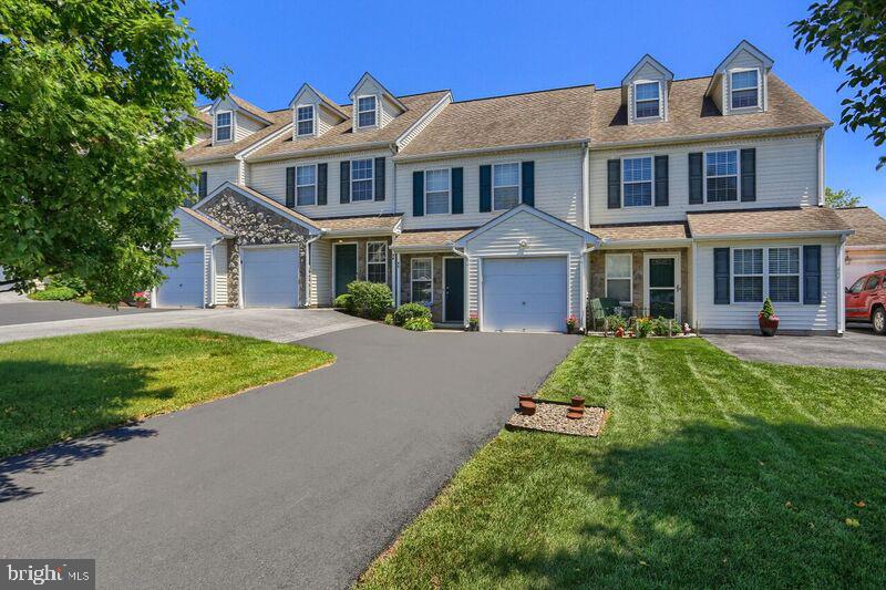 QUAIL HOLLOW - Residential