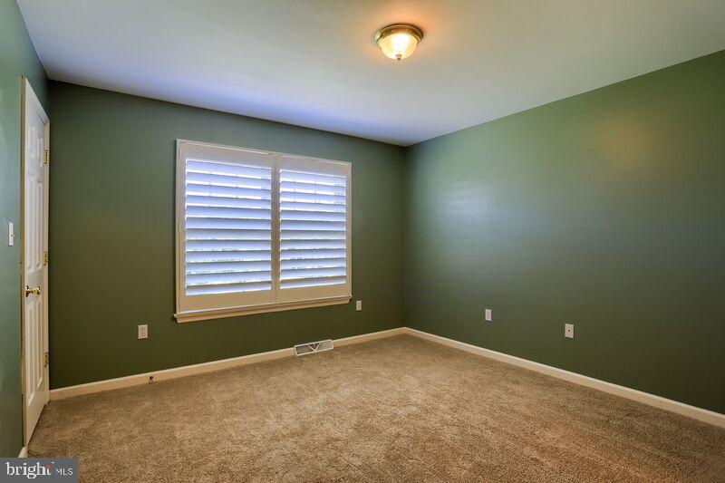 QUAIL HOLLOW - Residential