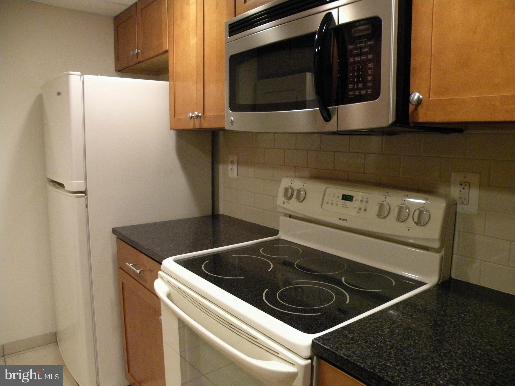 HIGHPOINTE - Residential Lease