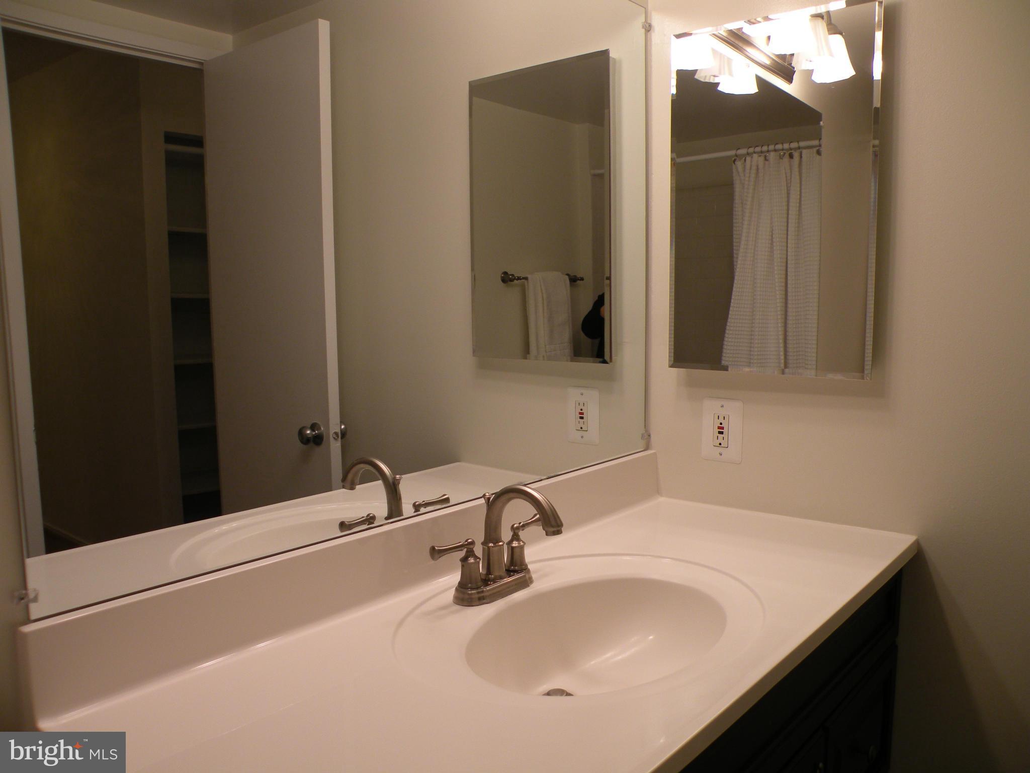 HIGHPOINTE - Residential Lease