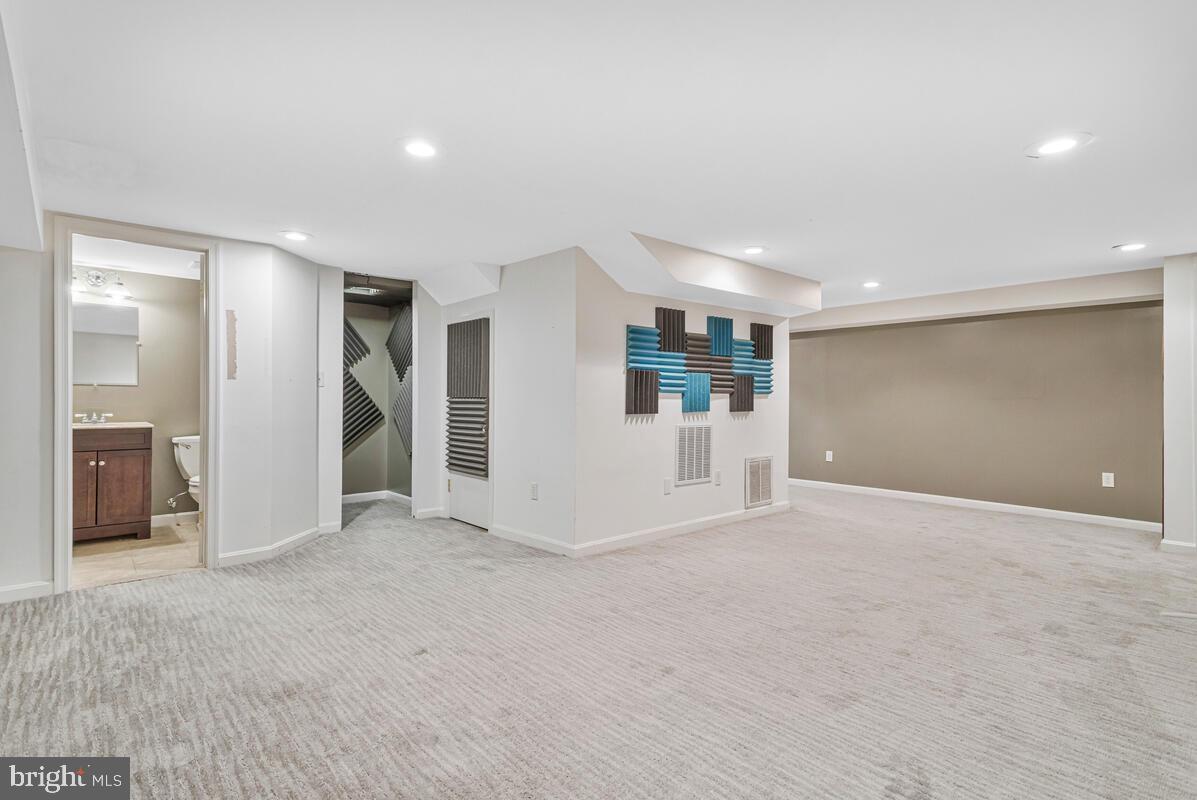 SOMERSET COURT LA PLATA - Residential