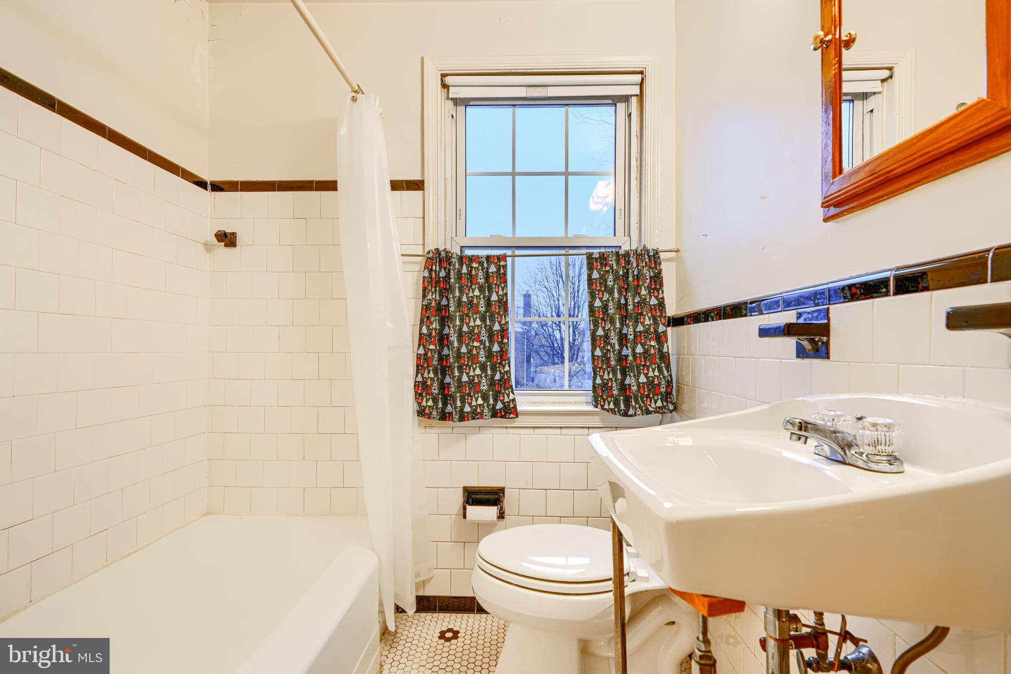 LOCH RAVEN VILLAGE - Residential