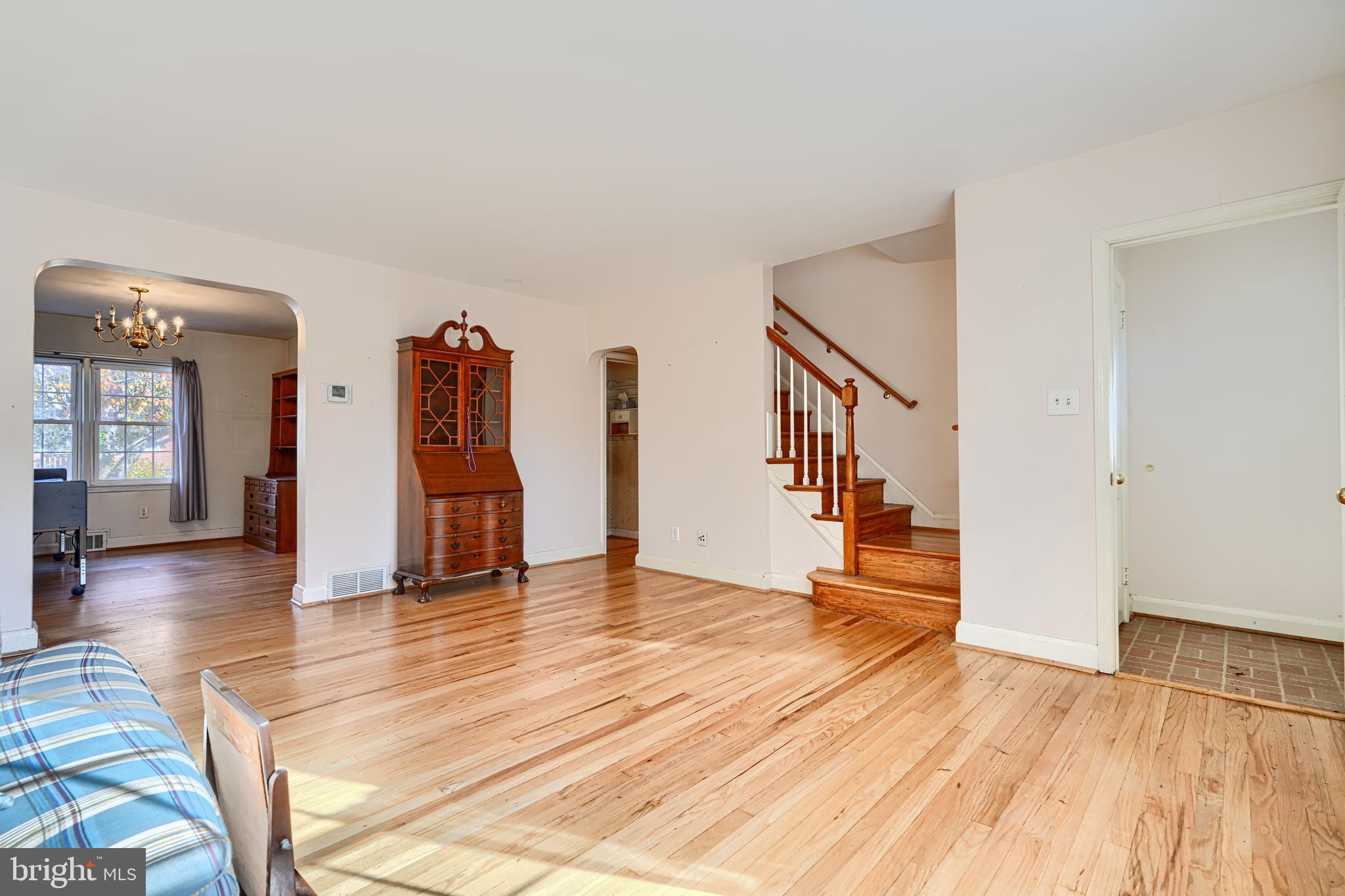 1602 GLEN KEITH BOULEVARD