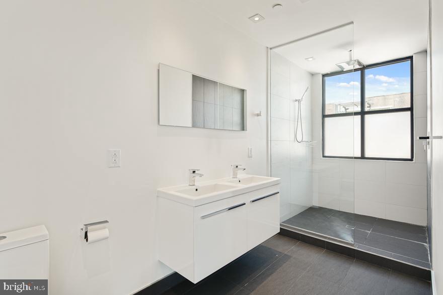 OLD CITY - Residential Lease