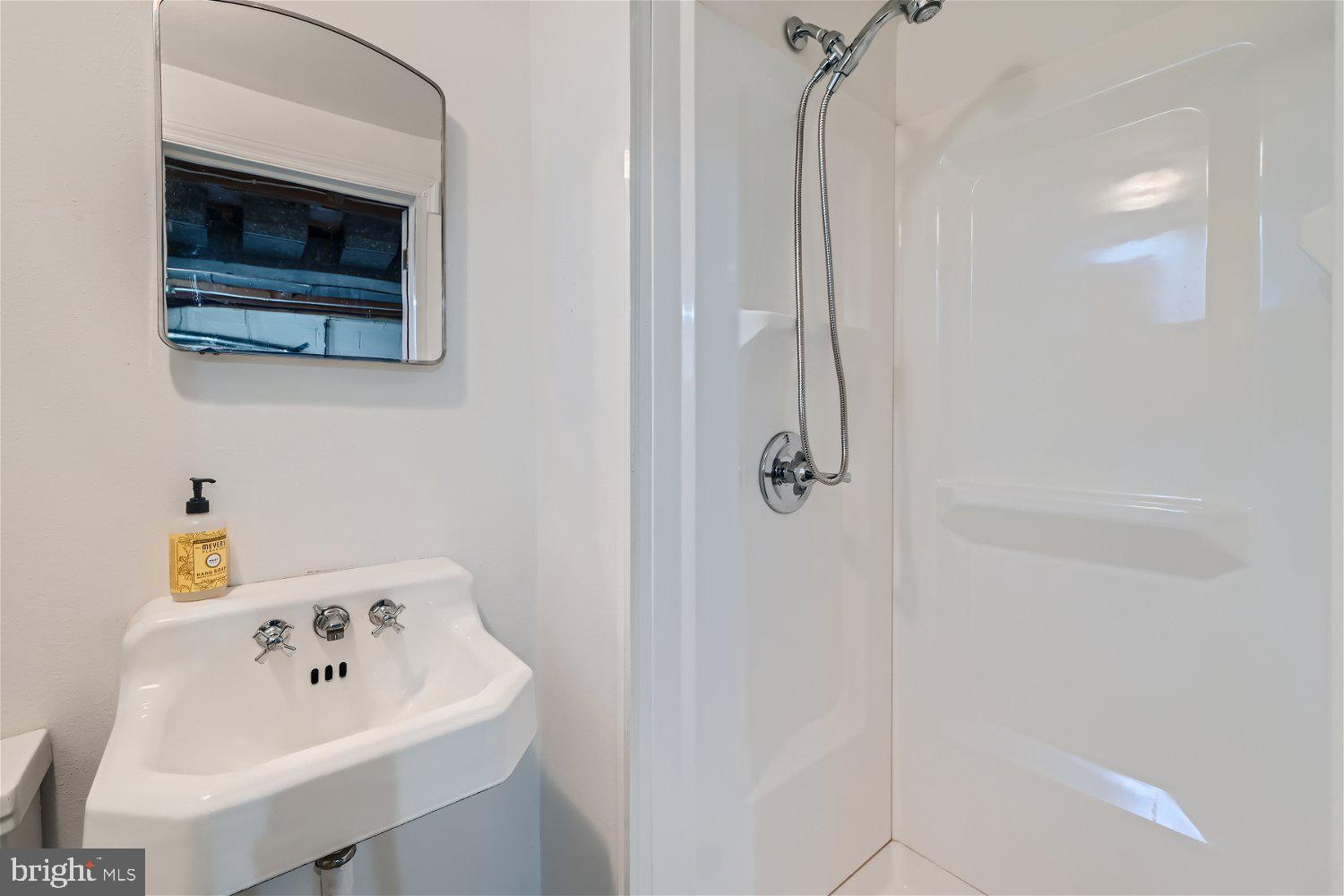 EDNOR GARDENS - LAKESIDE - Residential