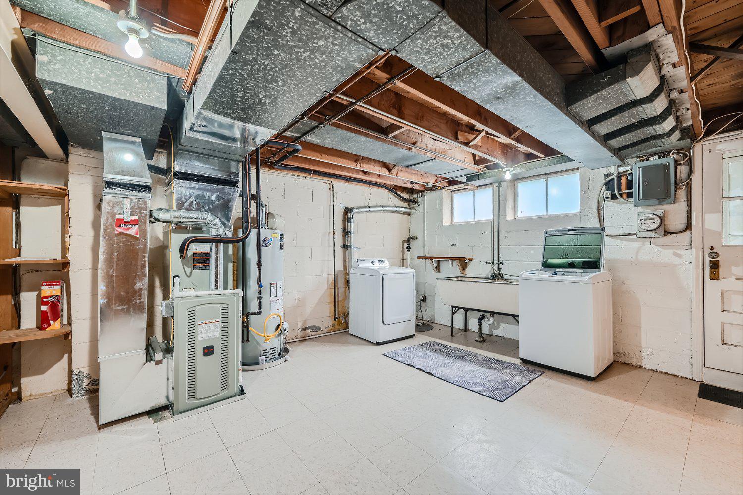 EDNOR GARDENS - LAKESIDE - Residential