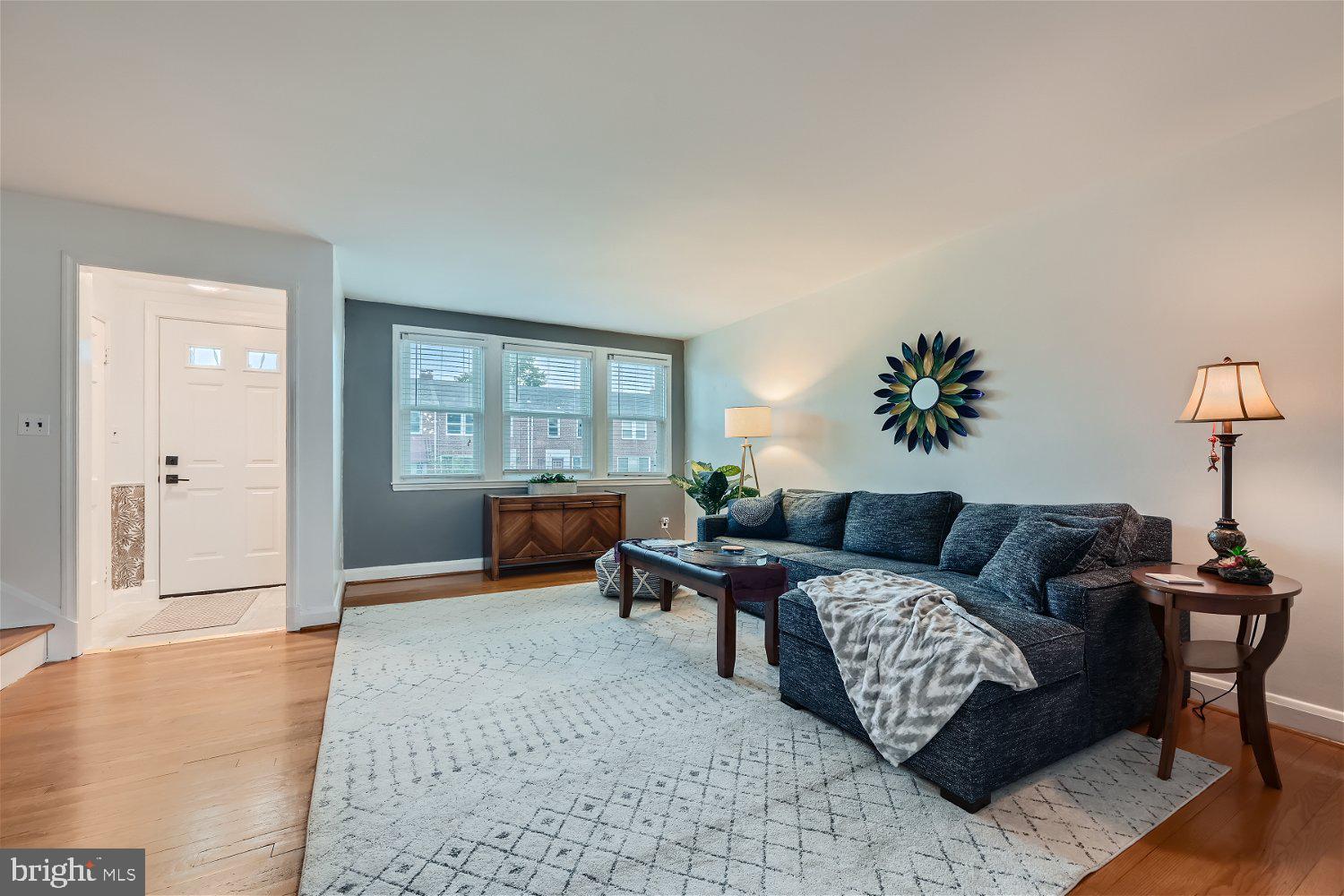 EDNOR GARDENS - LAKESIDE - Residential