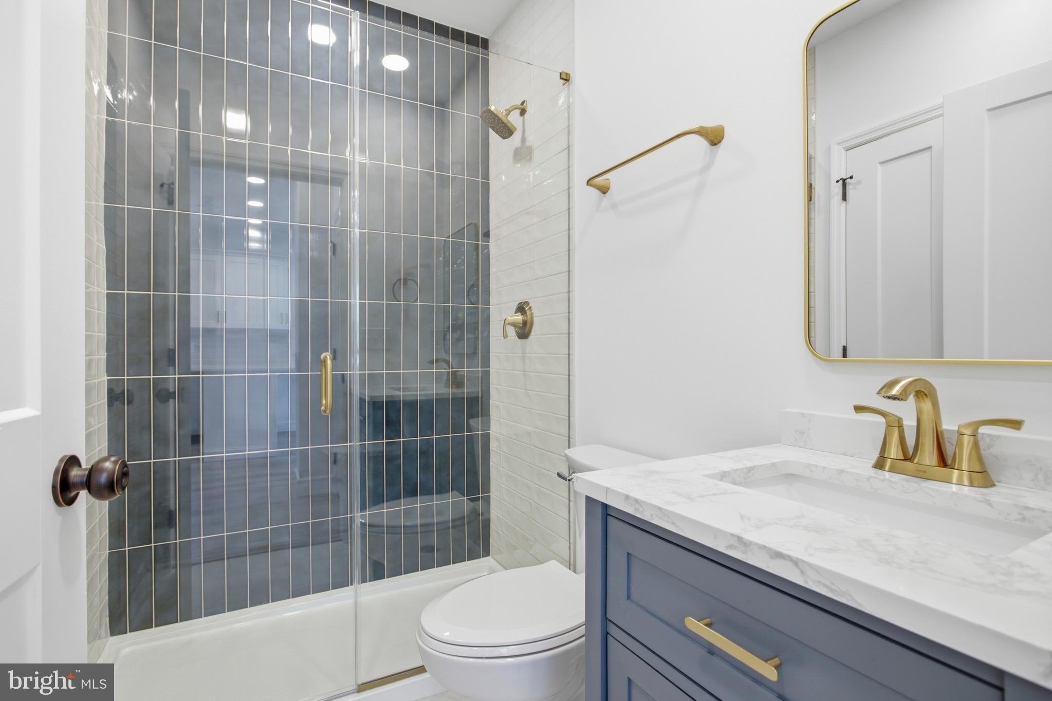 21 W FRONT STREET 2B