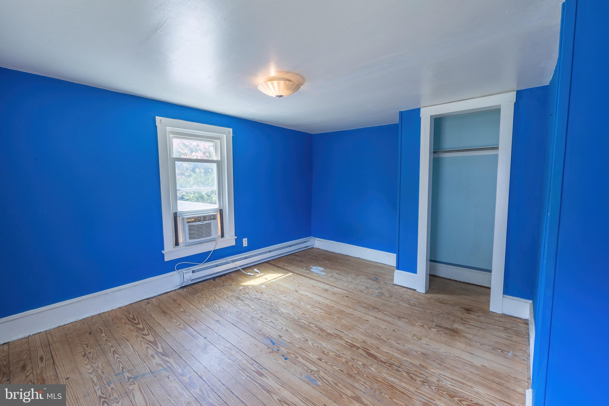 DENTON AREA - Residential