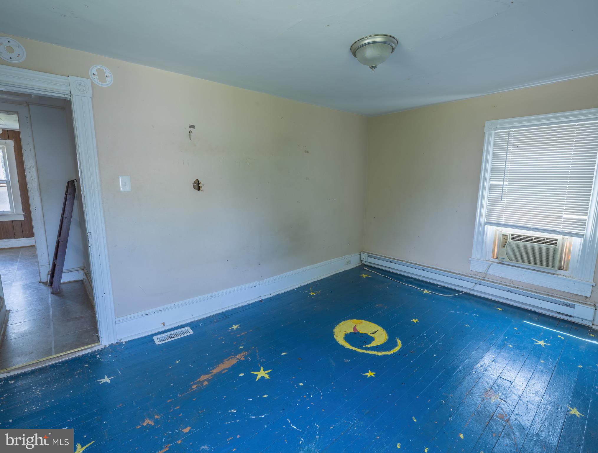 DENTON AREA - Residential