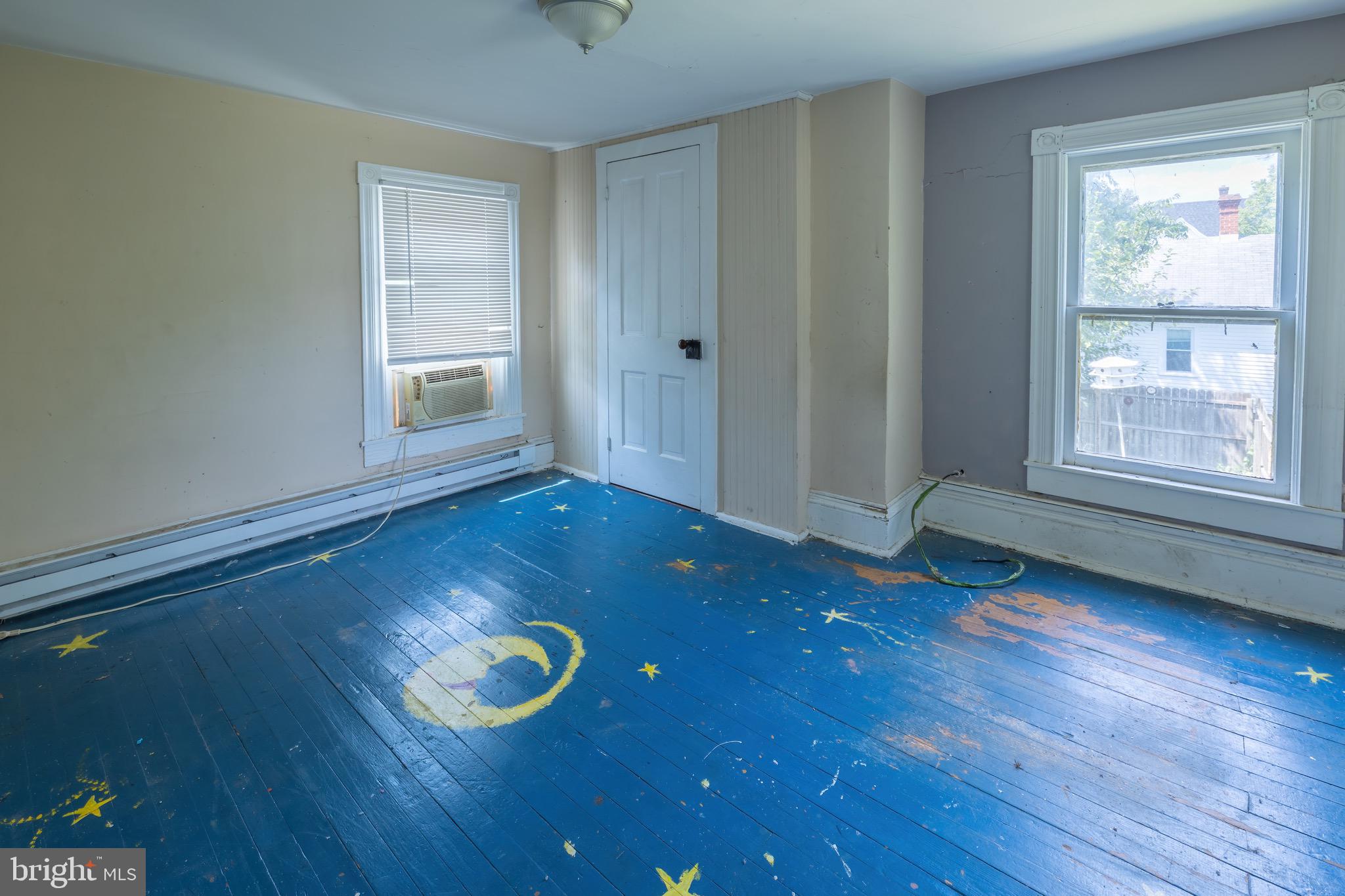 DENTON AREA - Residential