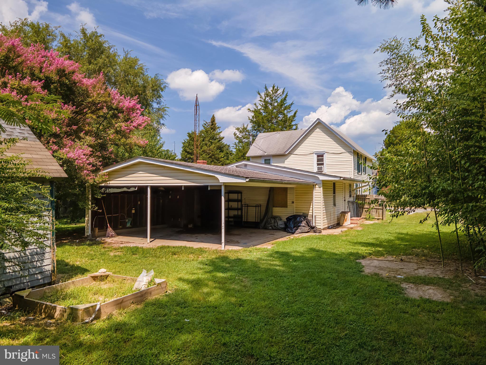 DENTON AREA - Residential