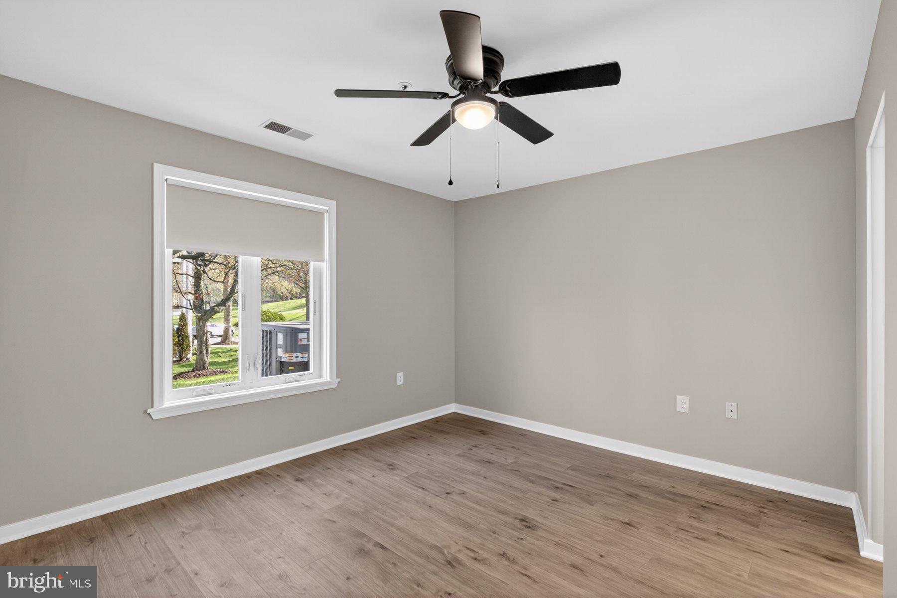 PARRS RIDGE - Residential