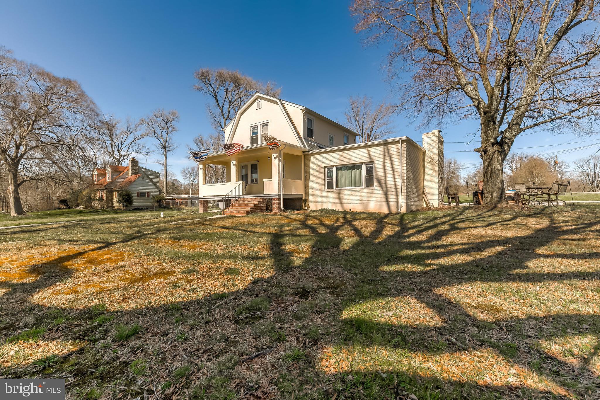 PERRY HALL - Residential