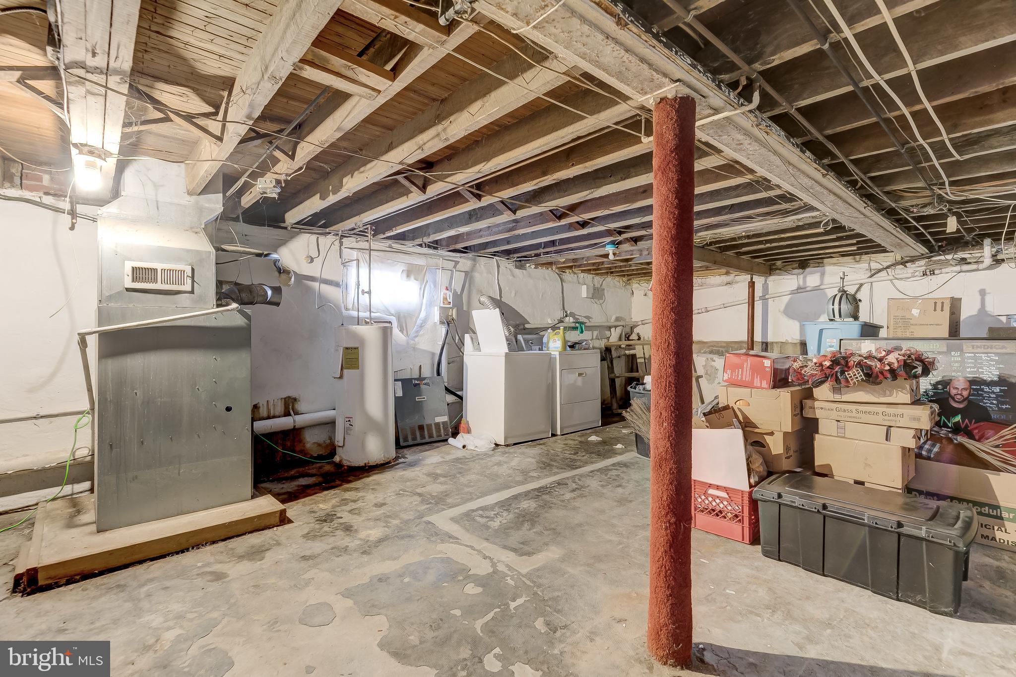 PERRY HALL - Residential