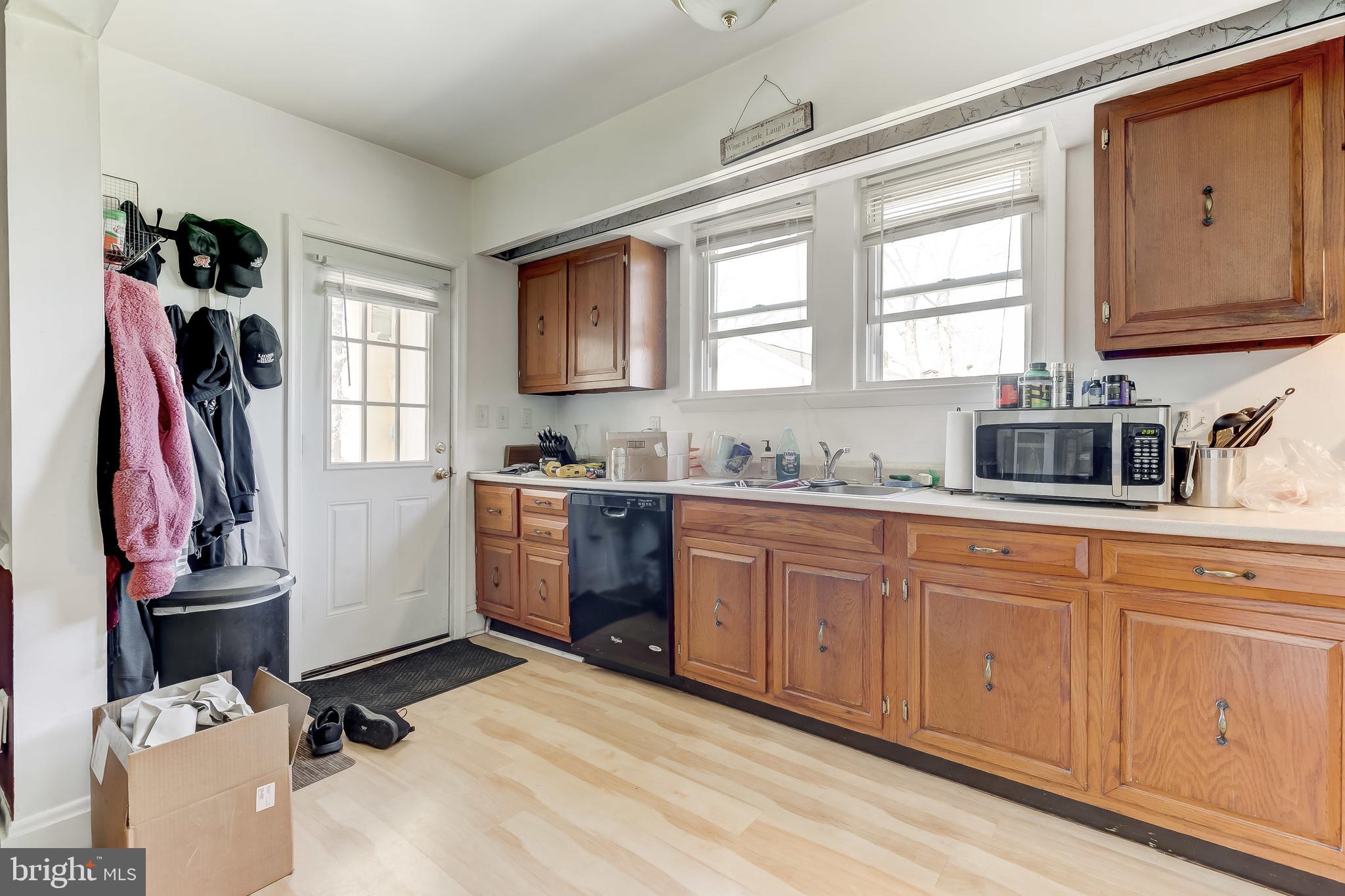 PERRY HALL - Residential