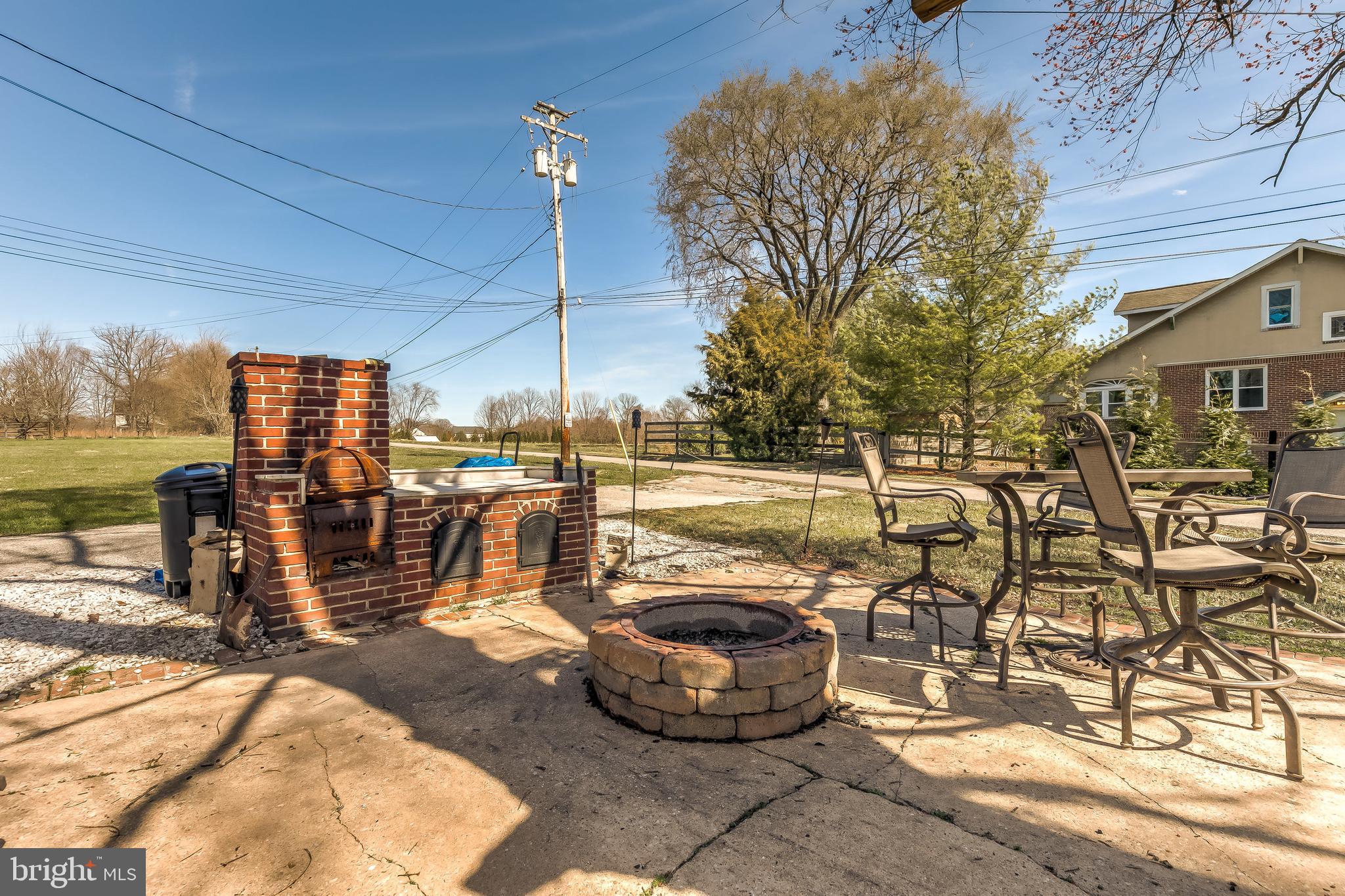 PERRY HALL - Residential