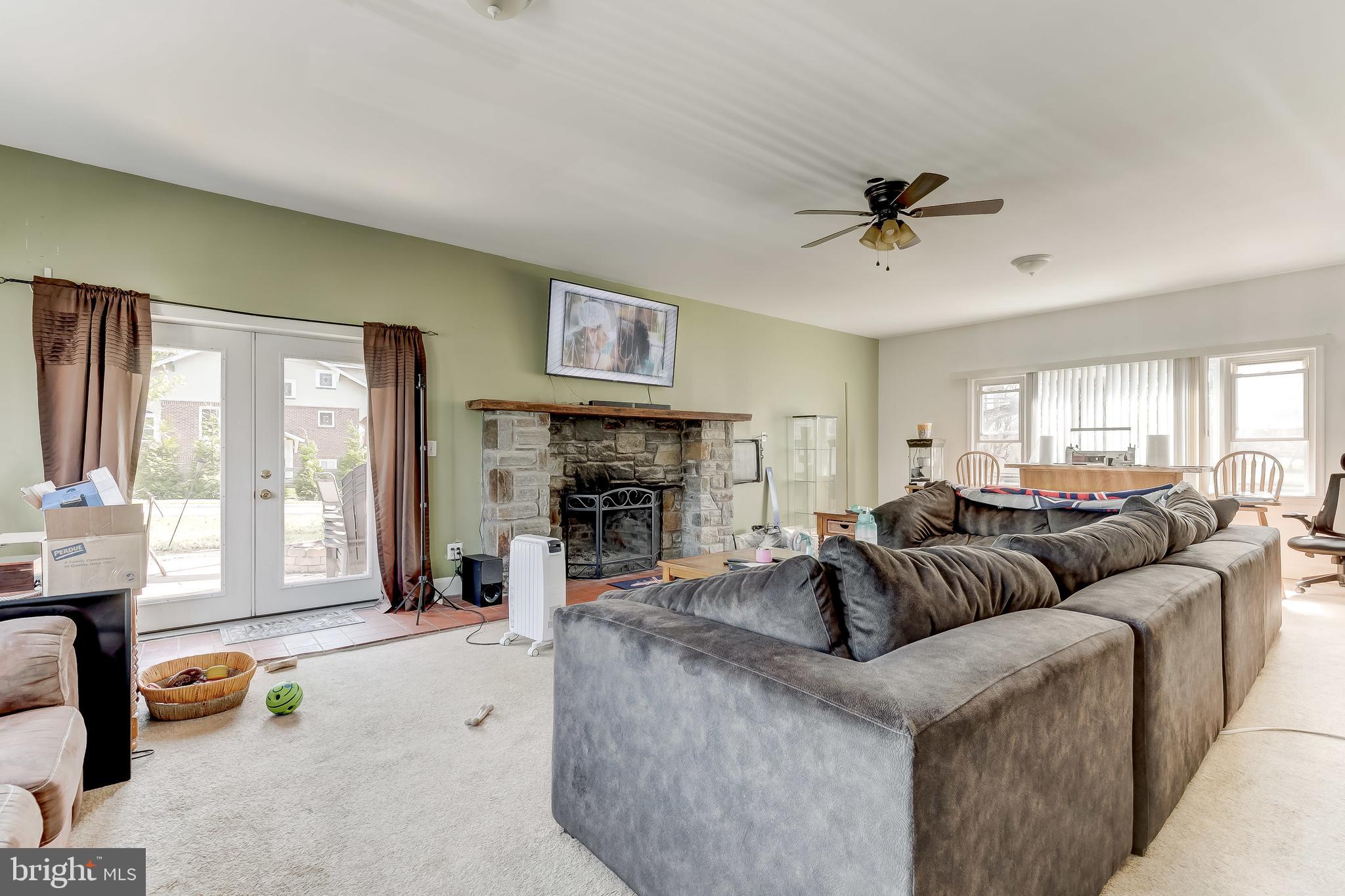 PERRY HALL - Residential