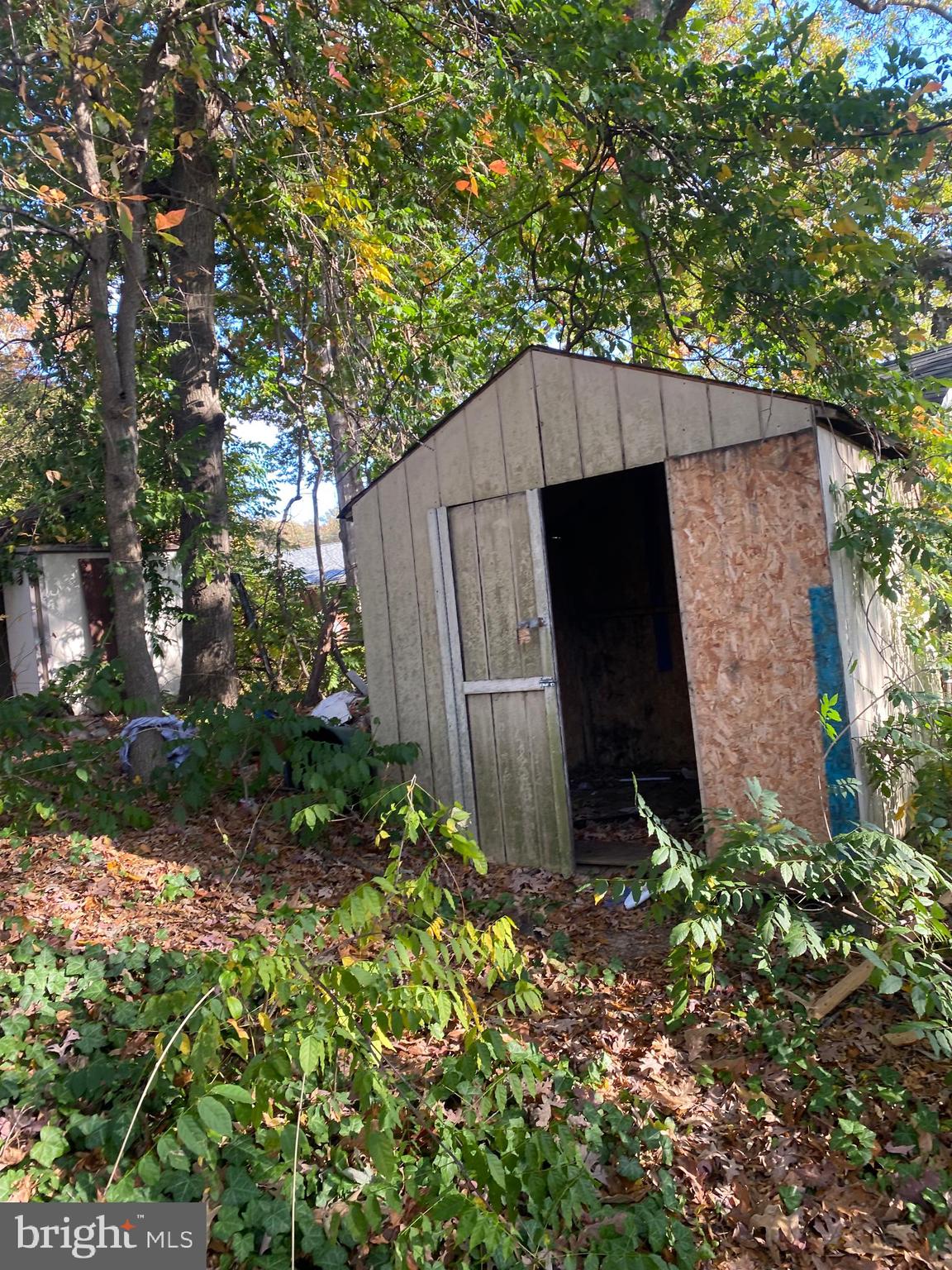 NEW CARROLLTON - Residential