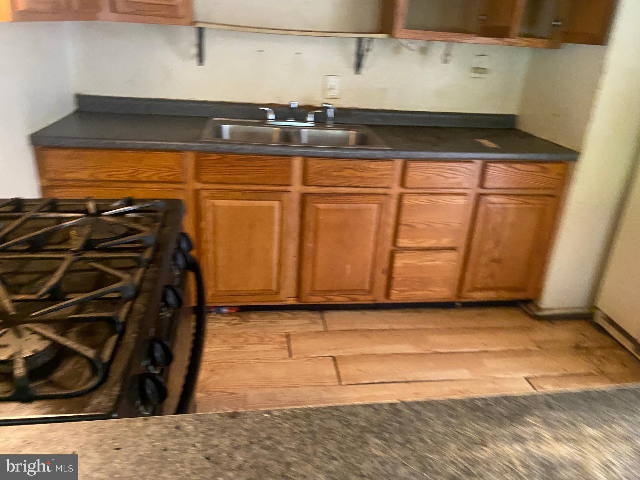 NEW CARROLLTON - Residential