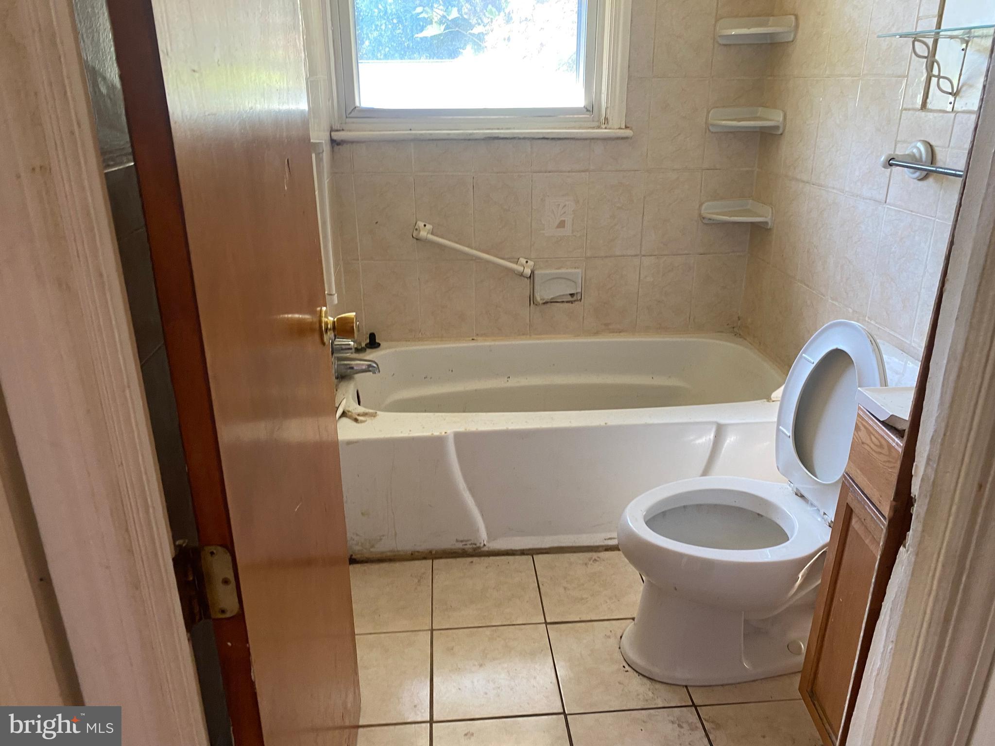 NEW CARROLLTON - Residential