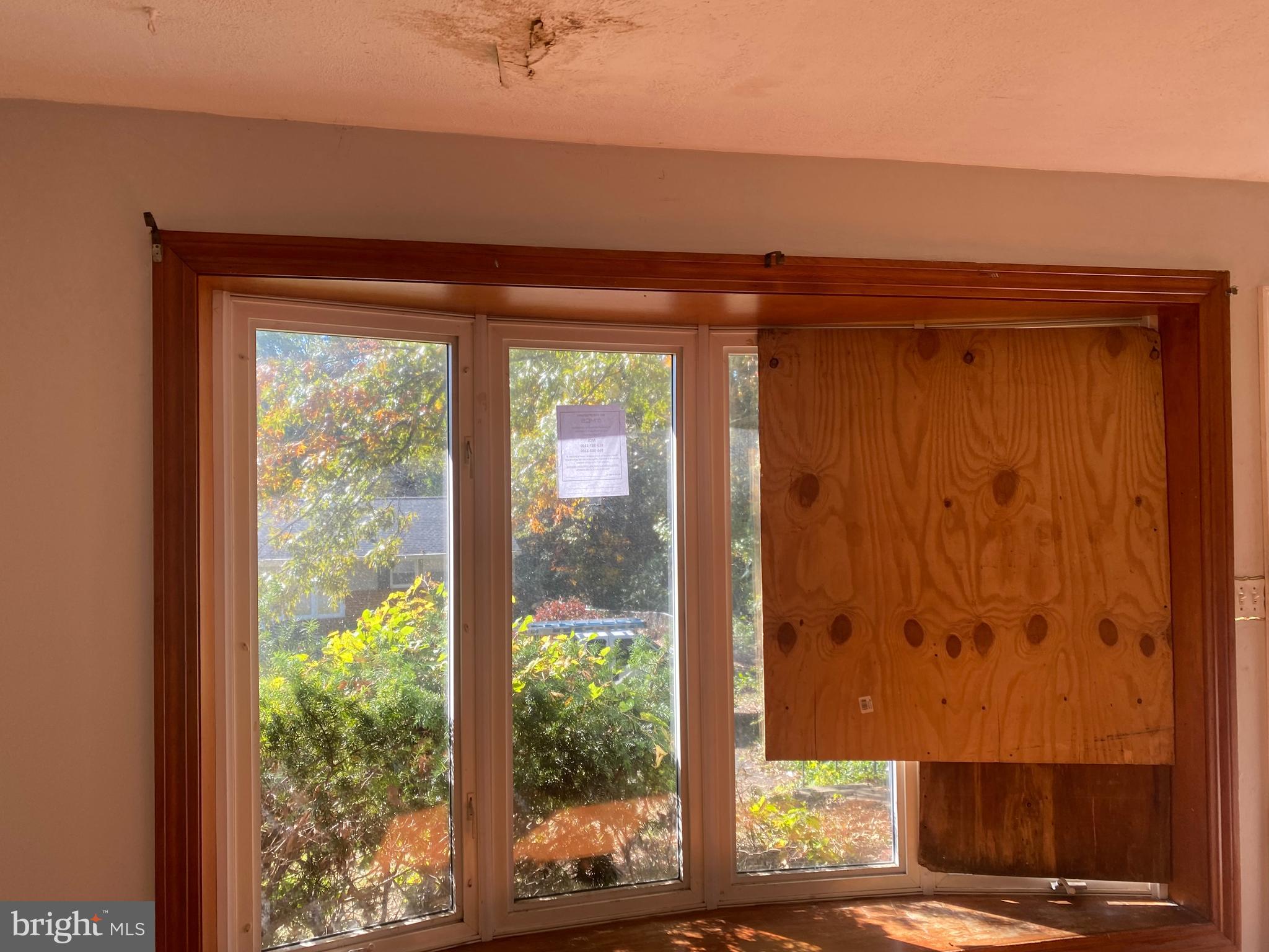 NEW CARROLLTON - Residential