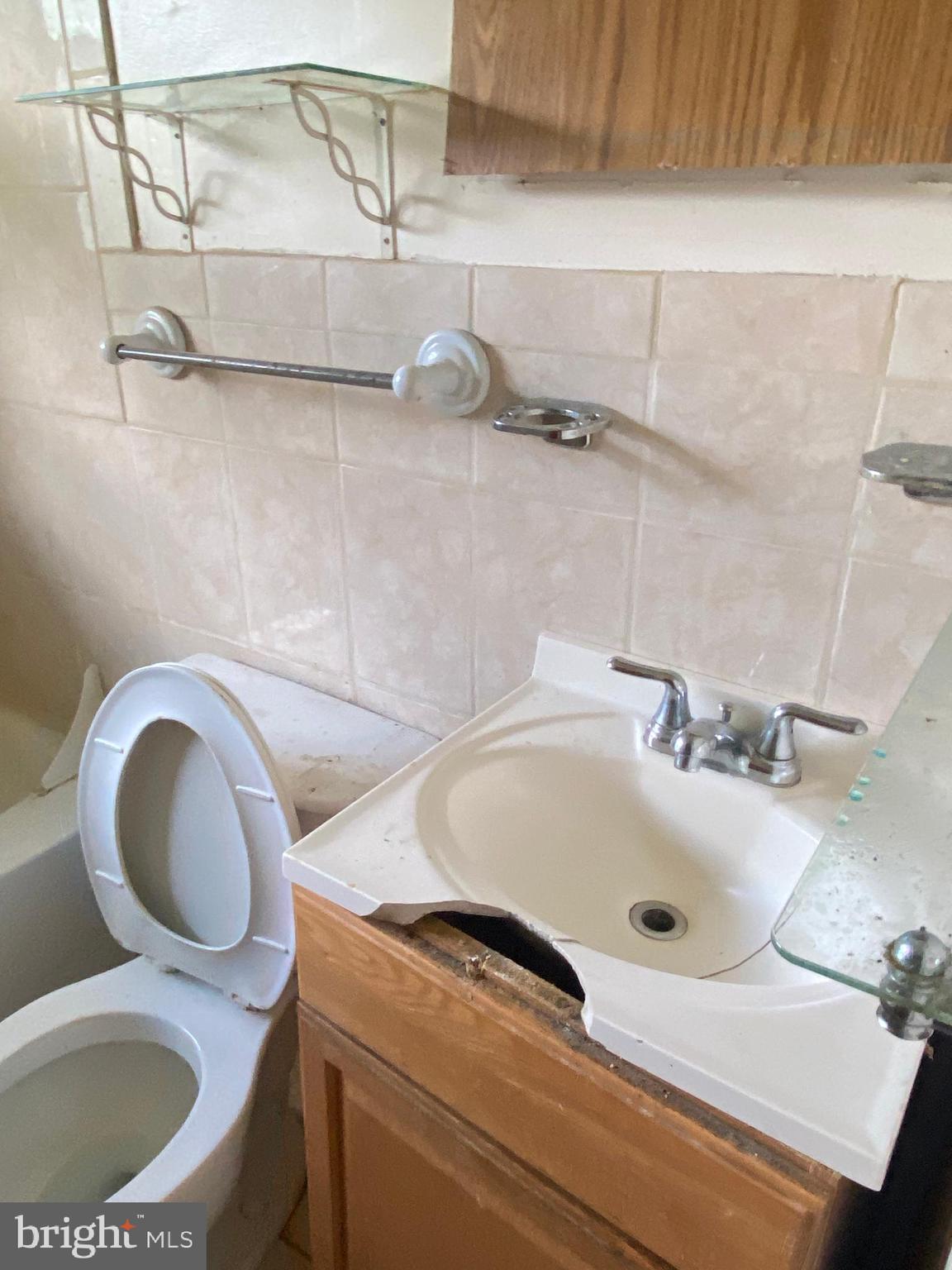 NEW CARROLLTON - Residential