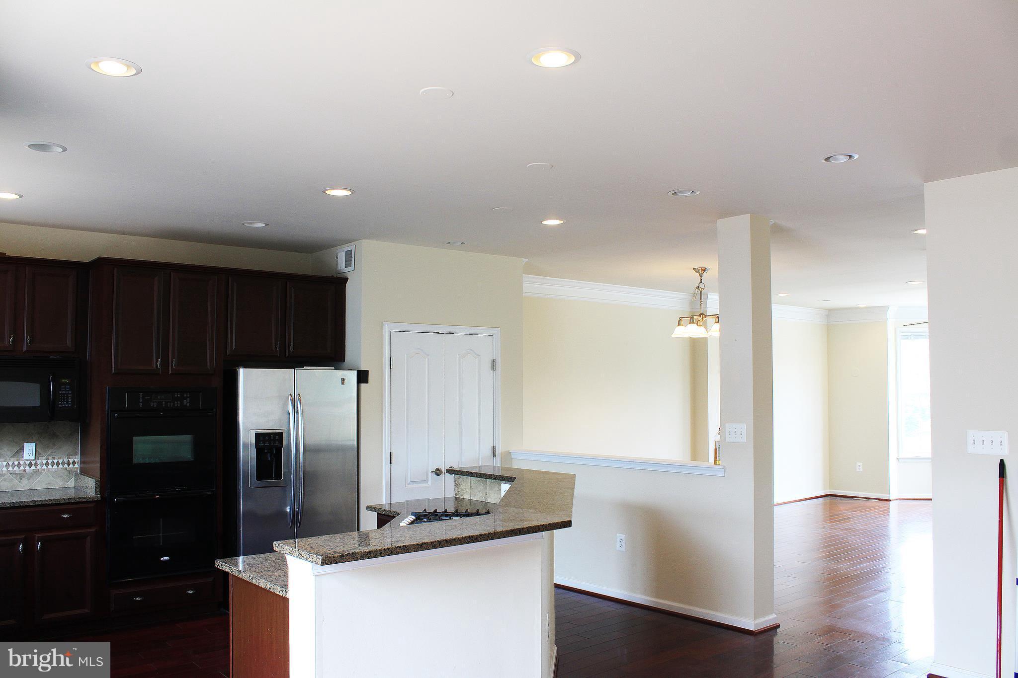 GOOSE CREEK VILLAGE SOUTH - Residential Lease