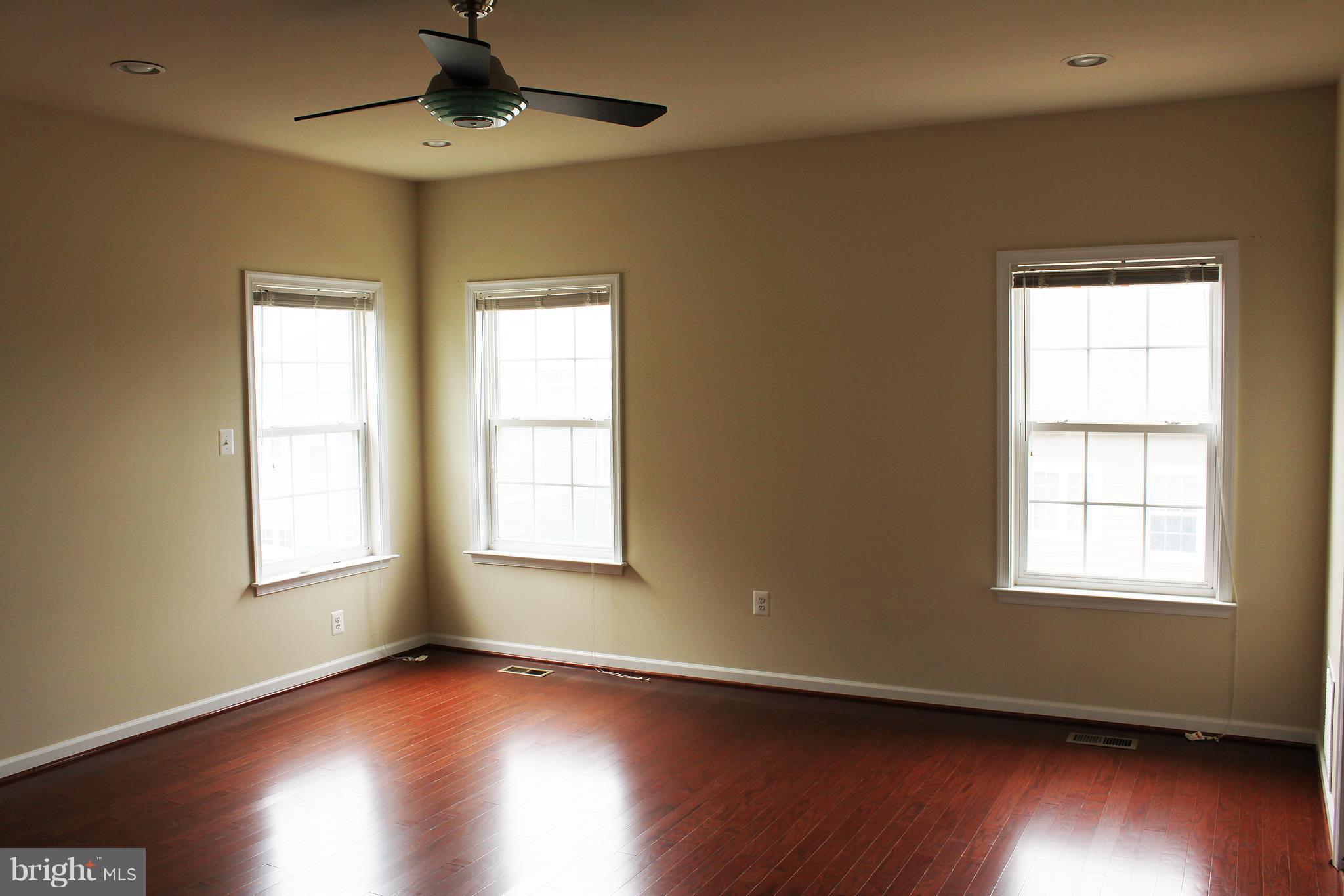 GOOSE CREEK VILLAGE SOUTH - Residential Lease