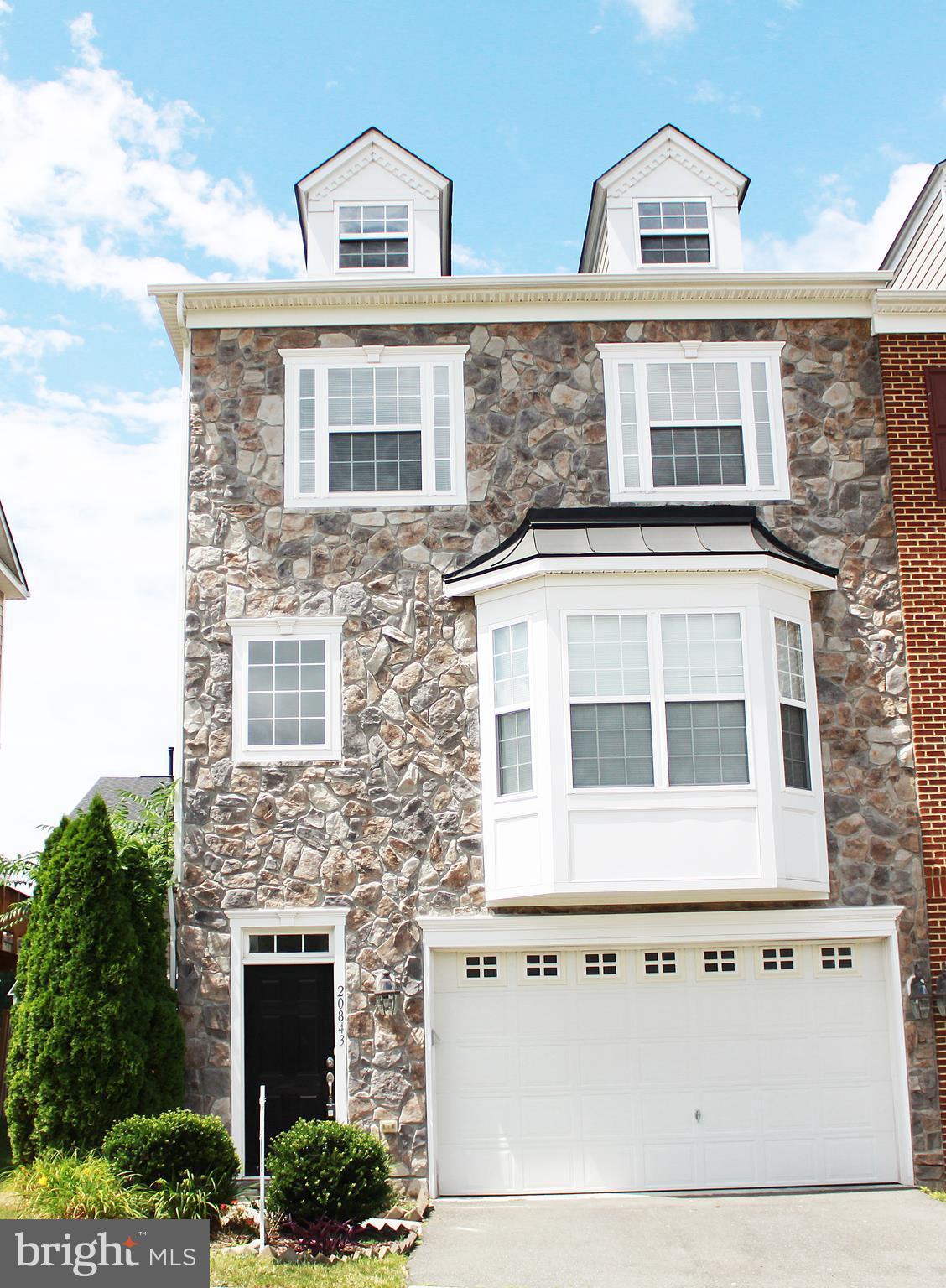 GOOSE CREEK VILLAGE SOUTH - Residential Lease