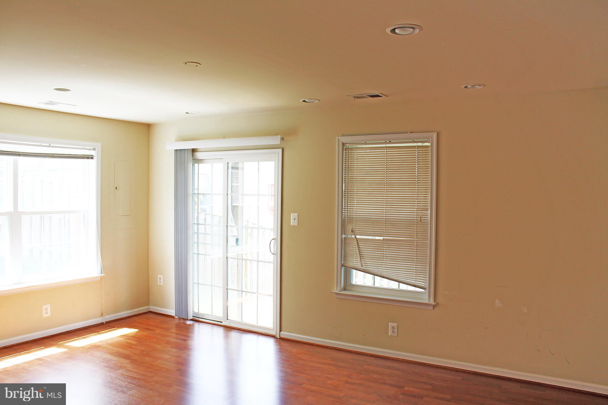 GOOSE CREEK VILLAGE SOUTH - Residential Lease