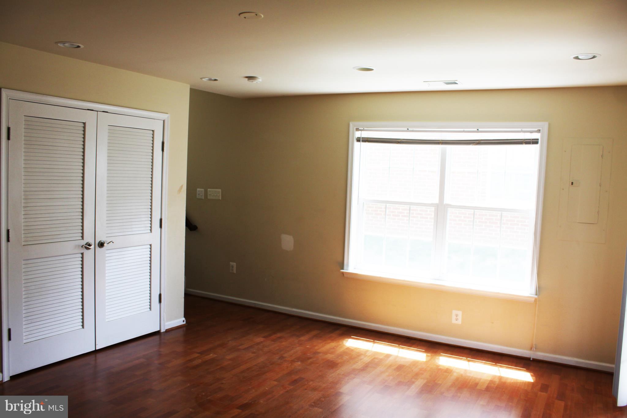 GOOSE CREEK VILLAGE SOUTH - Residential Lease