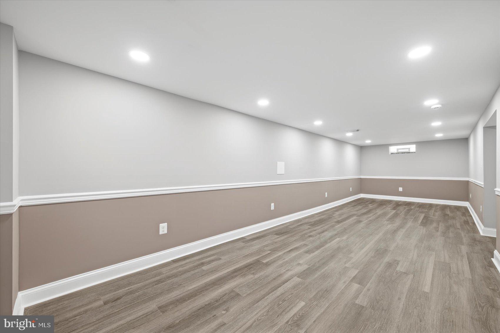 WINDSOR - Residential