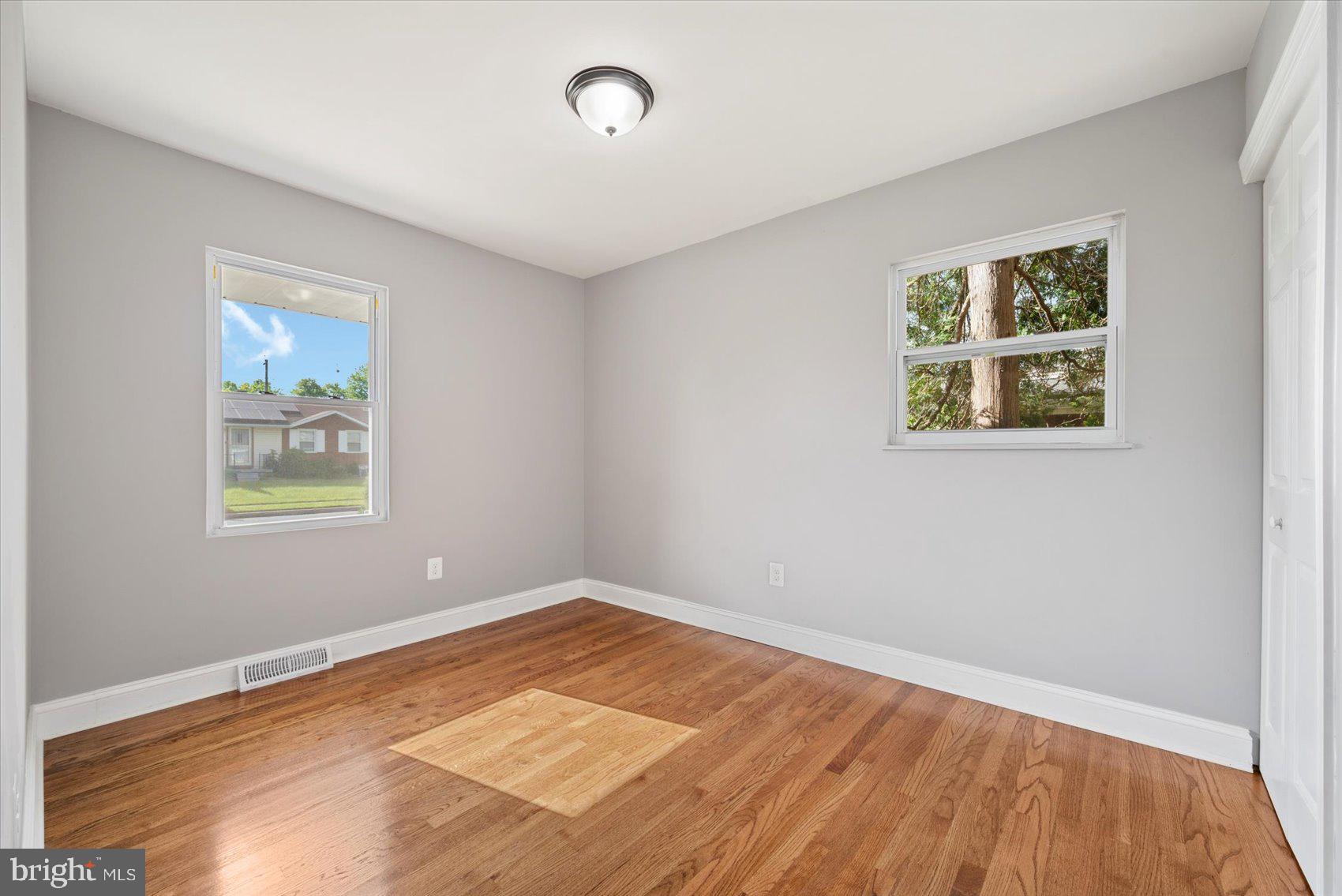 WINDSOR - Residential