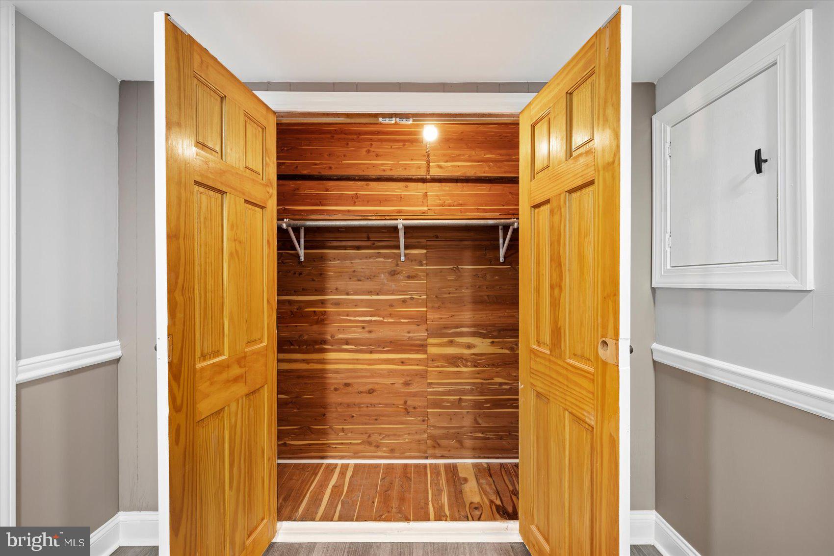 WINDSOR - Residential