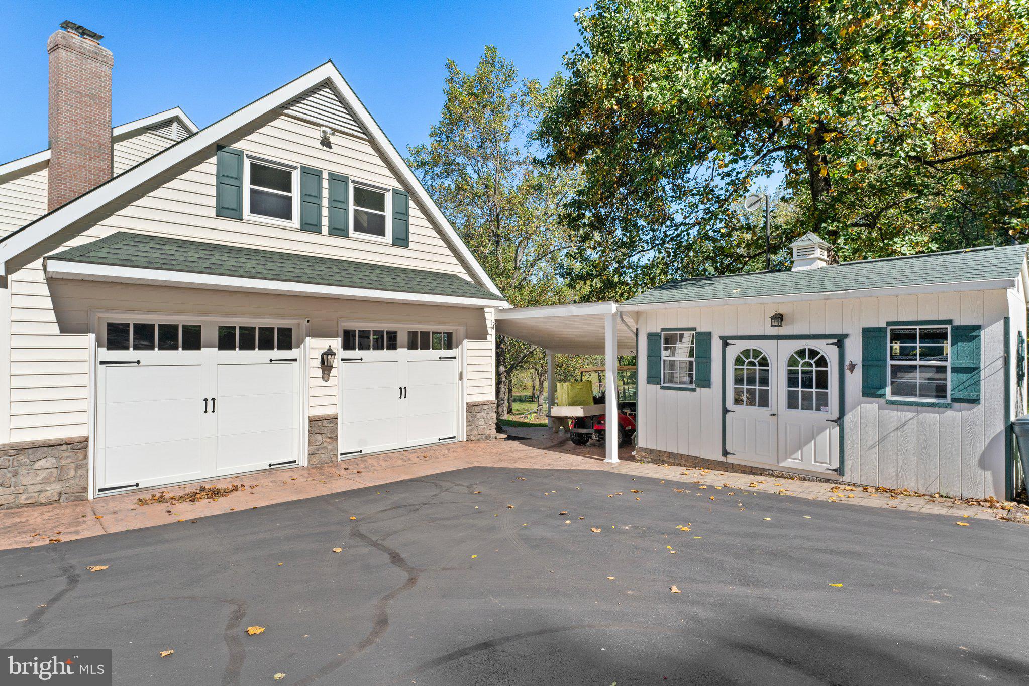 DRAKE, J B - LAUREL HILL A/K/A - Residential