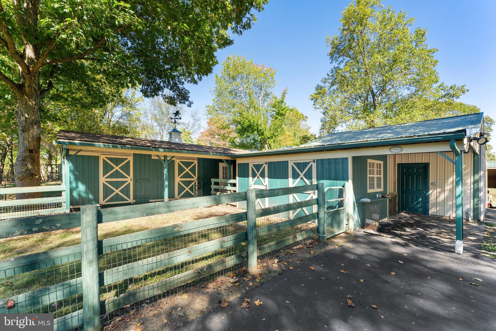 DRAKE, J B - LAUREL HILL A/K/A - Residential