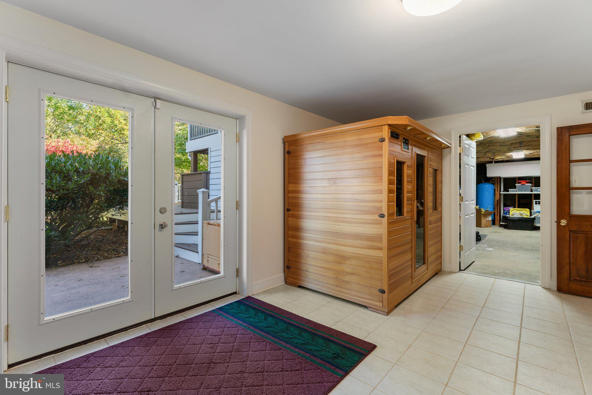 DRAKE, J B - LAUREL HILL A/K/A - Residential