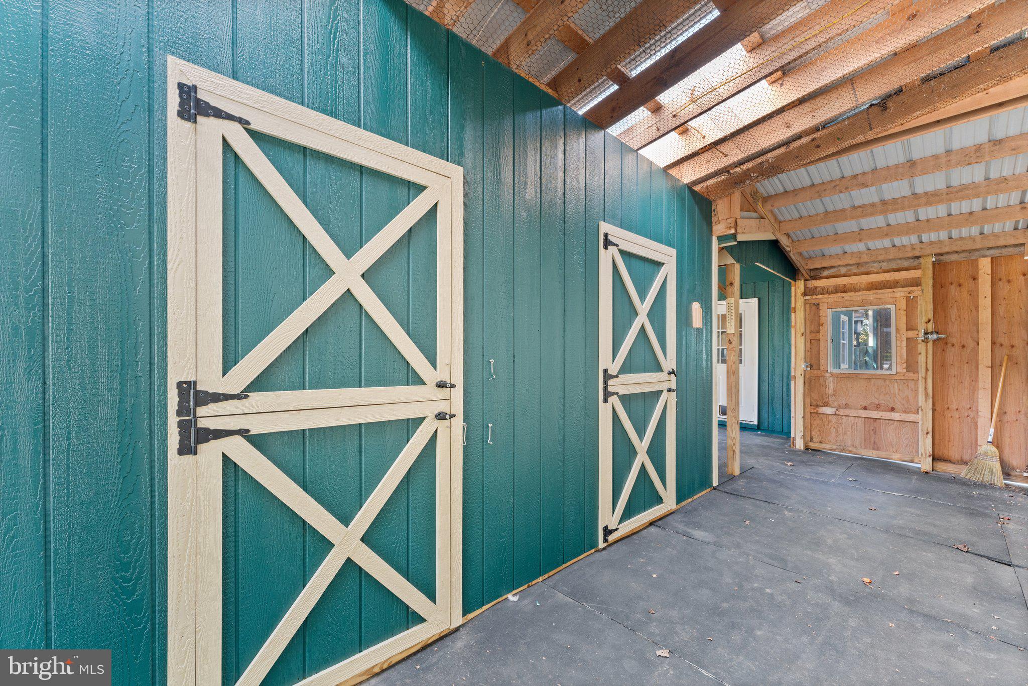 DRAKE, J B - LAUREL HILL A/K/A - Residential