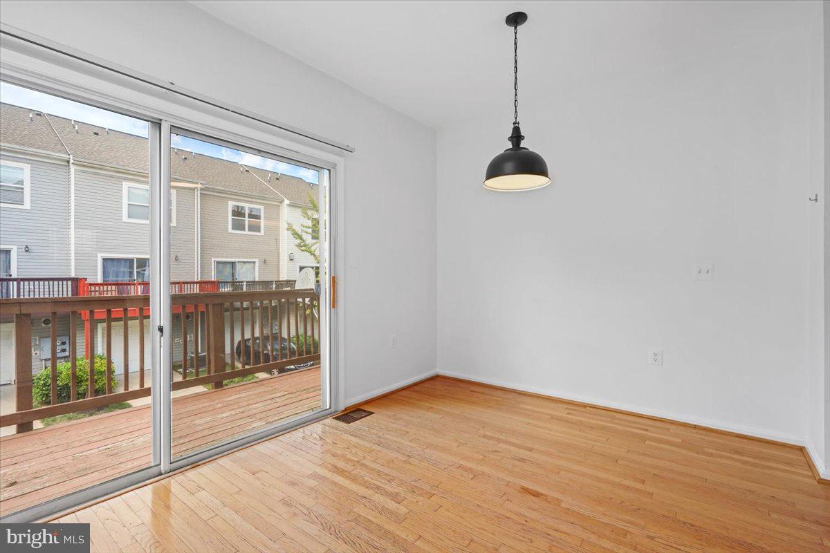 PARKSIDE AT ASHBURN - Residential