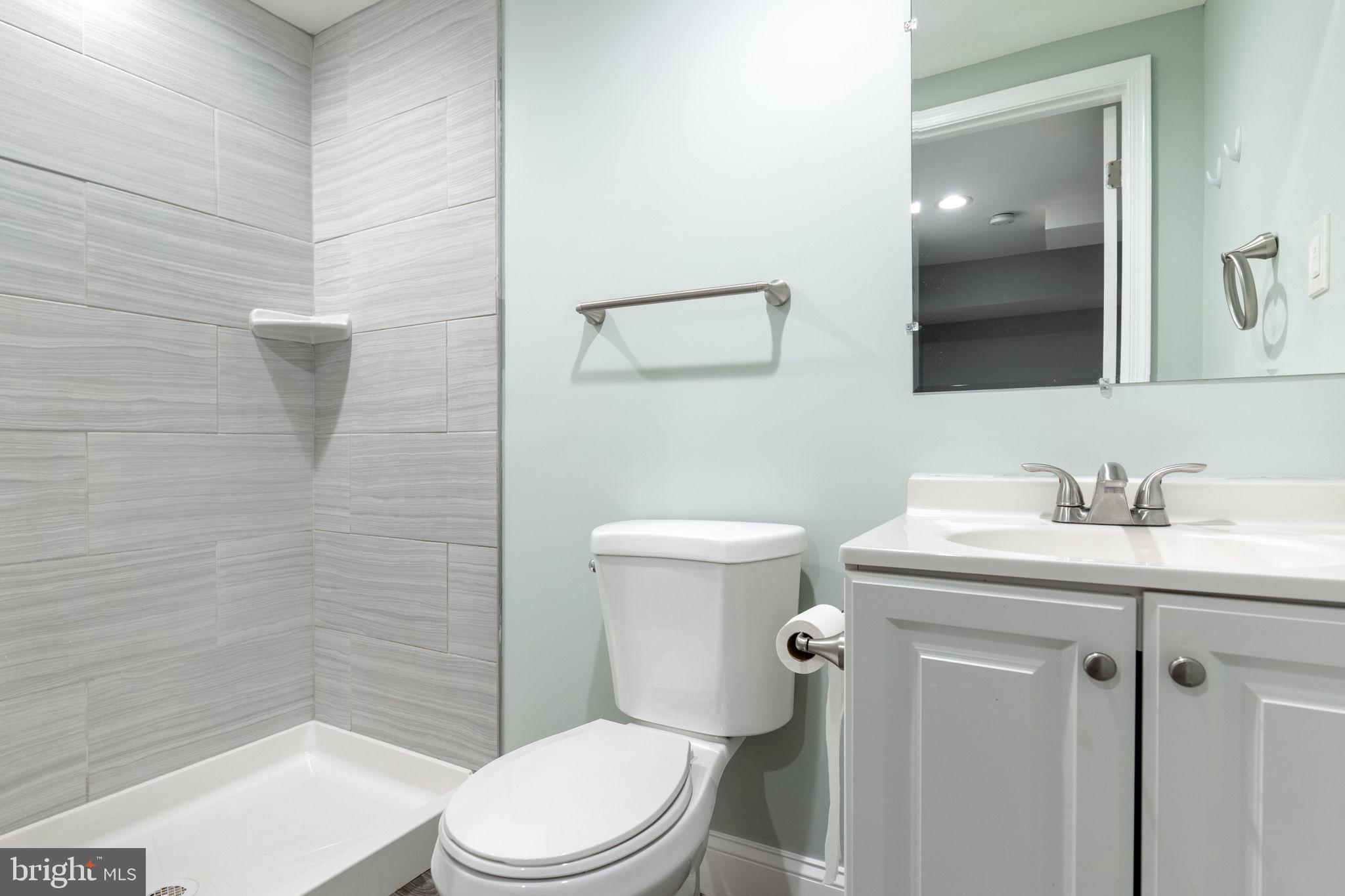 MIDDLESEX - Residential