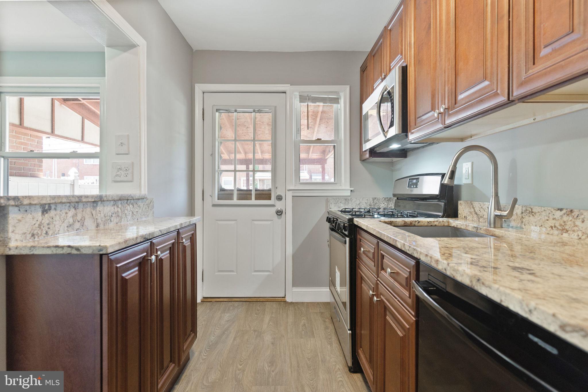 MIDDLESEX - Residential