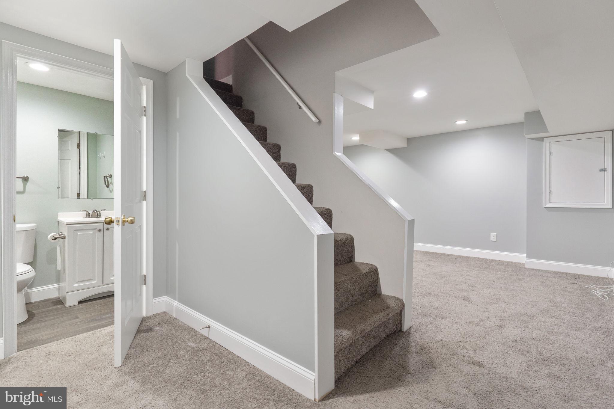 MIDDLESEX - Residential