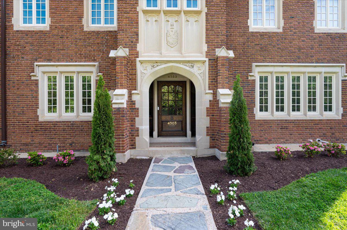 GUILFORD HISTORIC DISTRICT - Residential