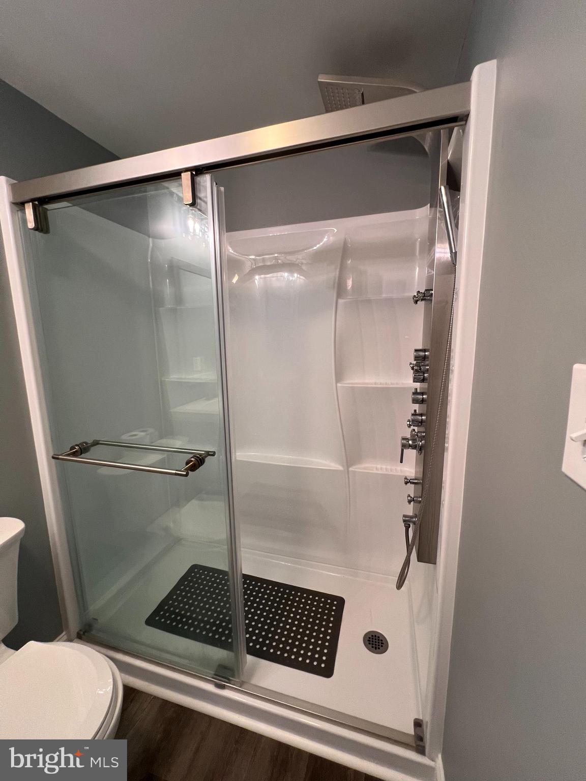 COMMUNITIES OF BURWELL - Residential Lease