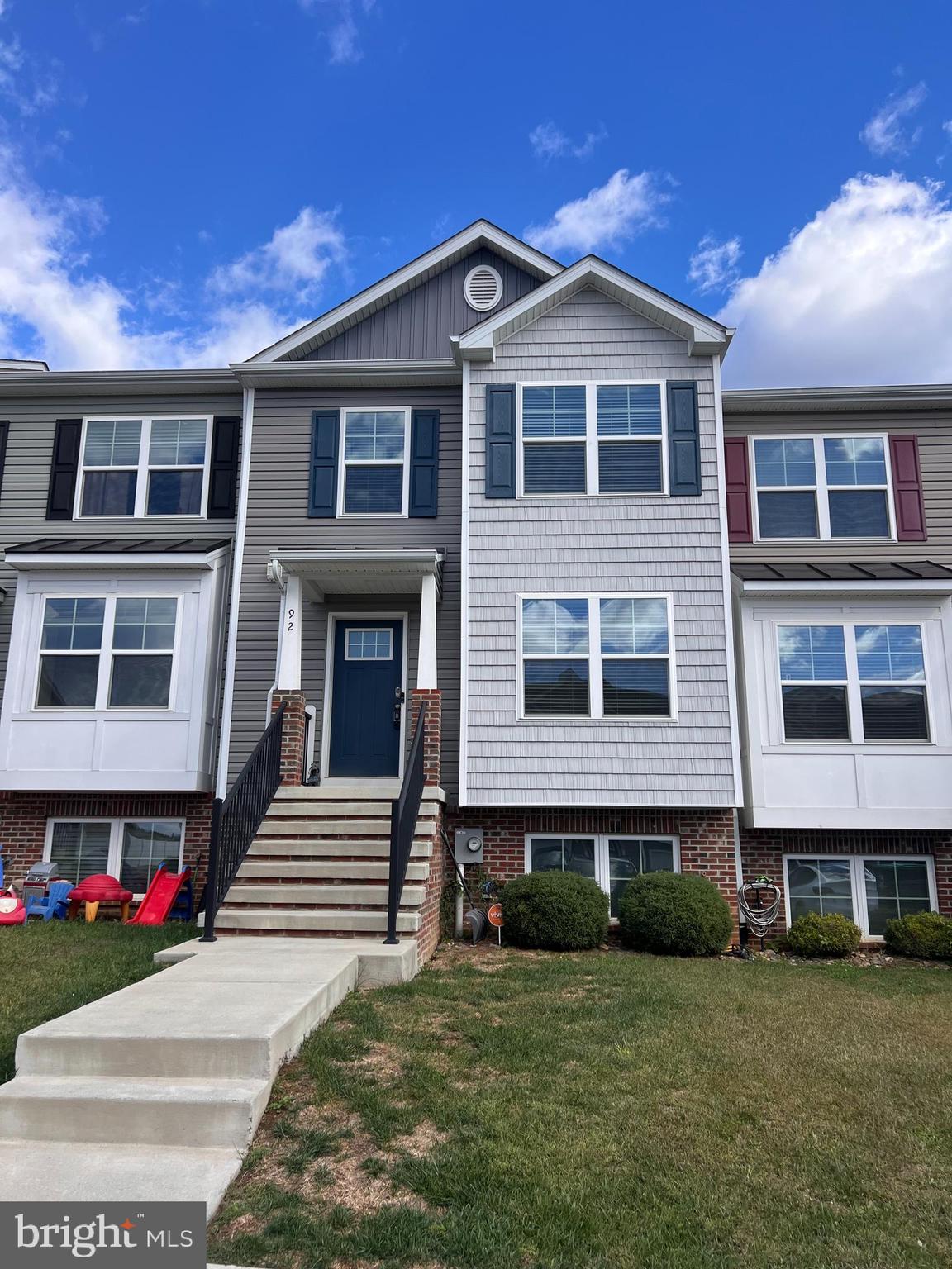 COMMUNITIES OF BURWELL - Residential Lease