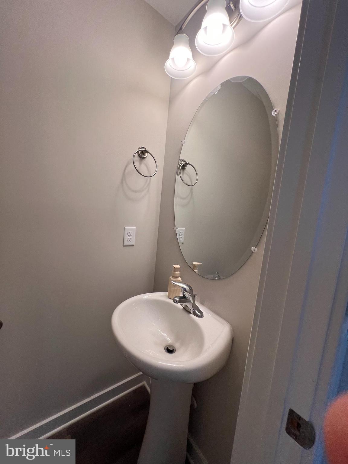 COMMUNITIES OF BURWELL - Residential Lease