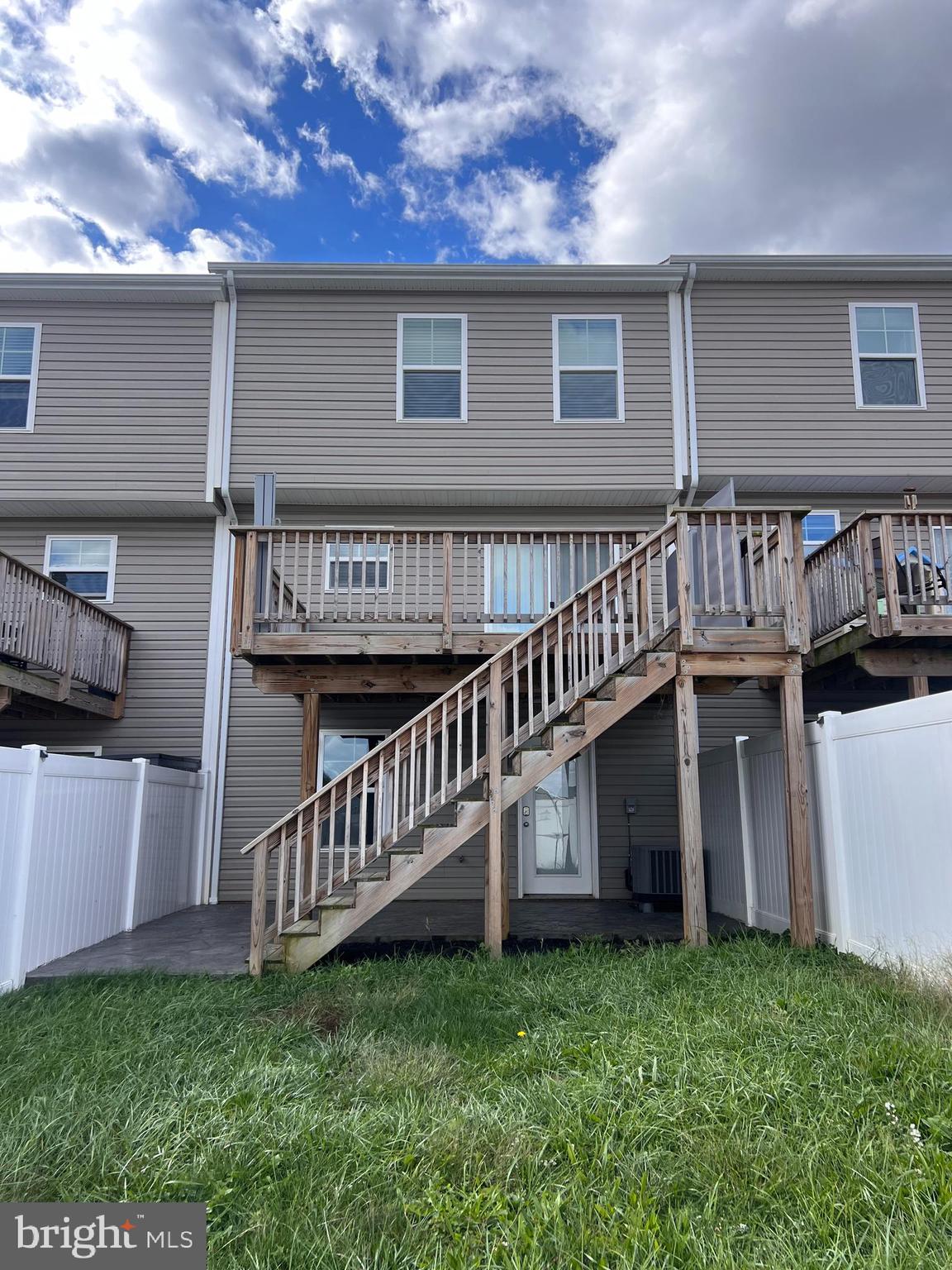 COMMUNITIES OF BURWELL - Residential Lease