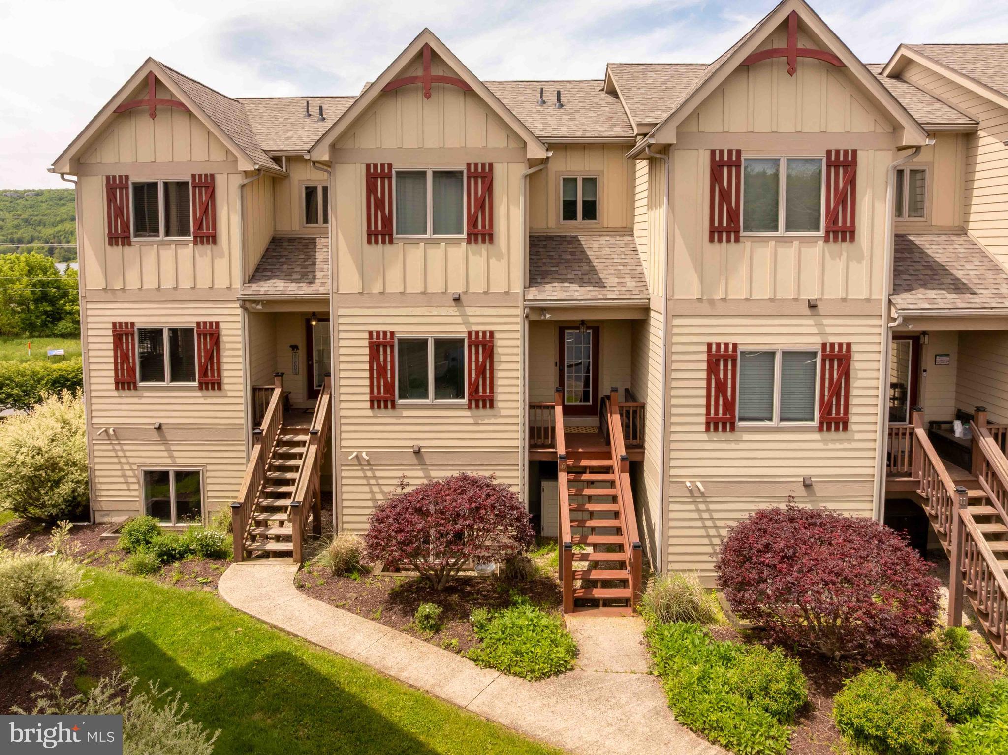 267 MOSSER ROAD 10
